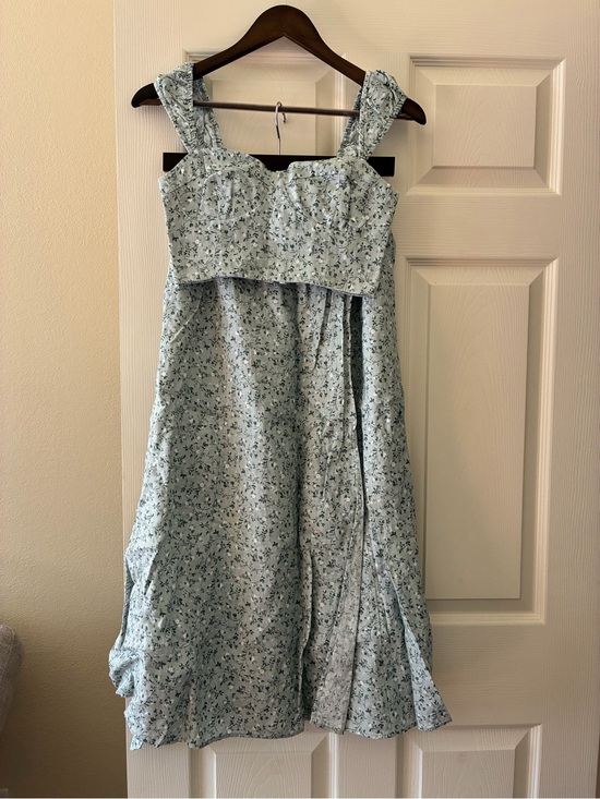 Reformation Dresses & Skirts - Reformation Mint Green Floral 100% Linen Set